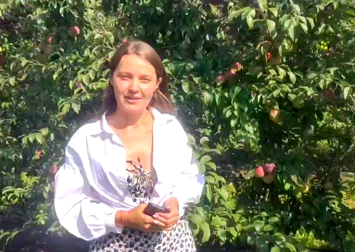 Владимировский сад поздравляет с Яблочным Спасом